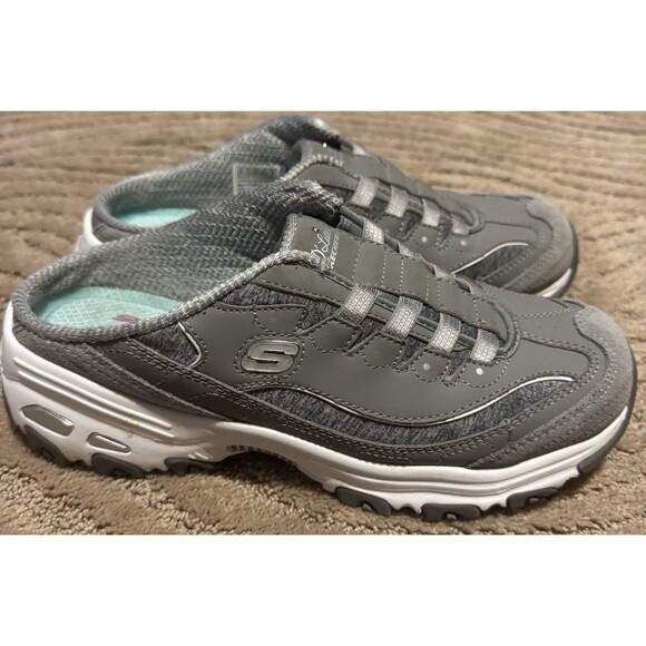 Sketchers Woman’s D’Lites Resilient Memory Foam Slip On Shoes Size 9.5 - Picture 1 of 6